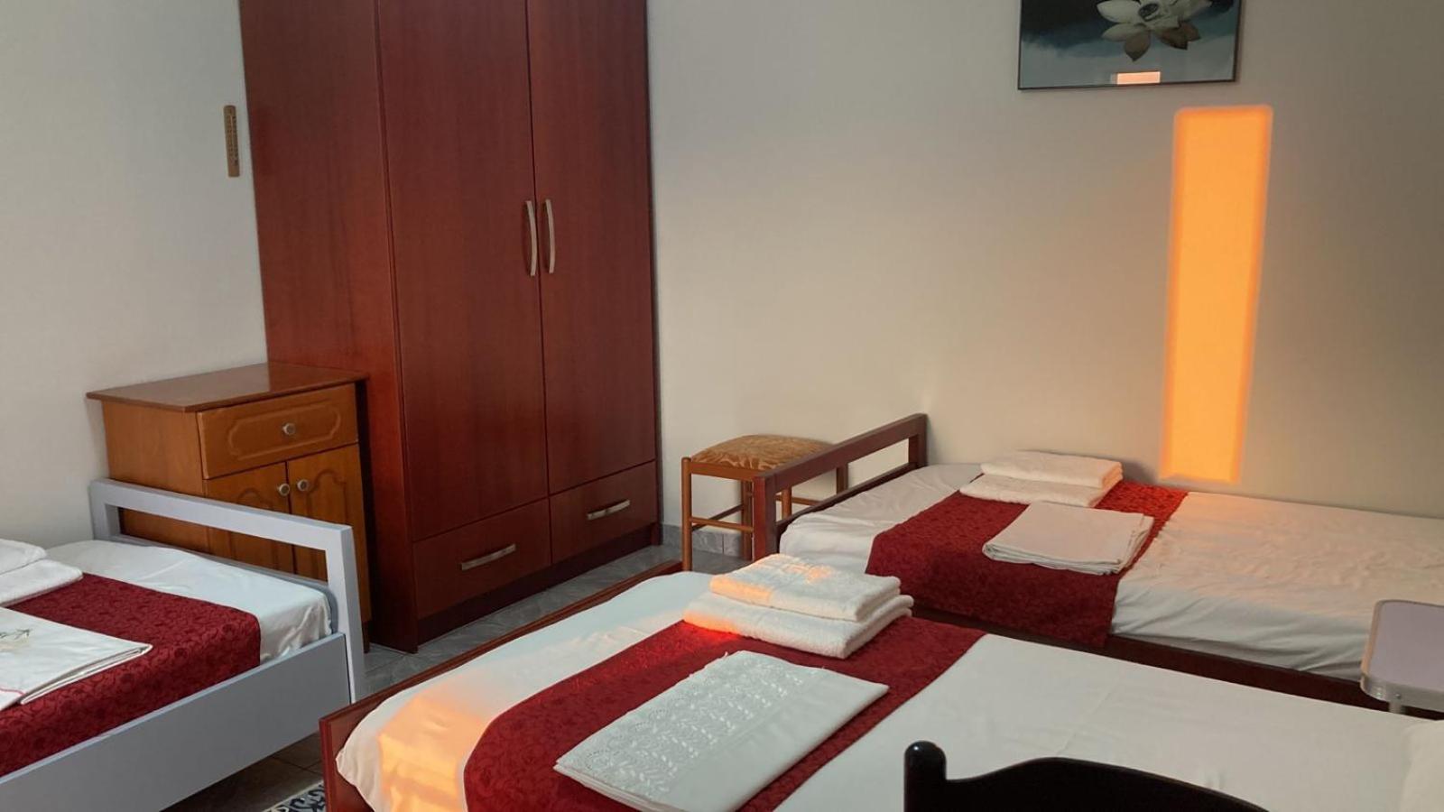 Akeron'S Rooms Saranda Dış mekan fotoğraf